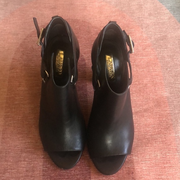 Lauren Ralph Lauren Genuine Leather Peep Toe Strappy Fall Heels - Picture 2 of 12